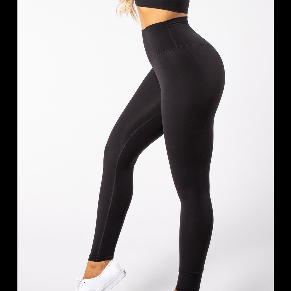 Buff Bunny Rosa Leggings